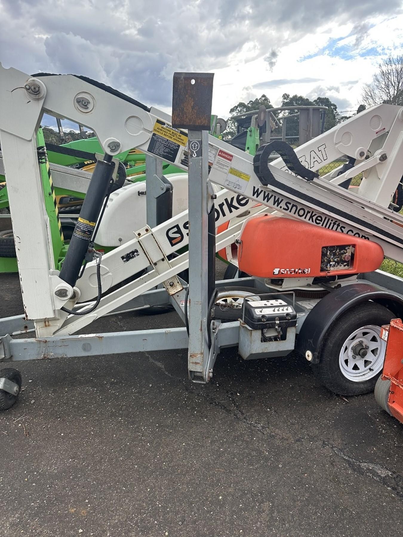 Machinery Hire Company 674484 3