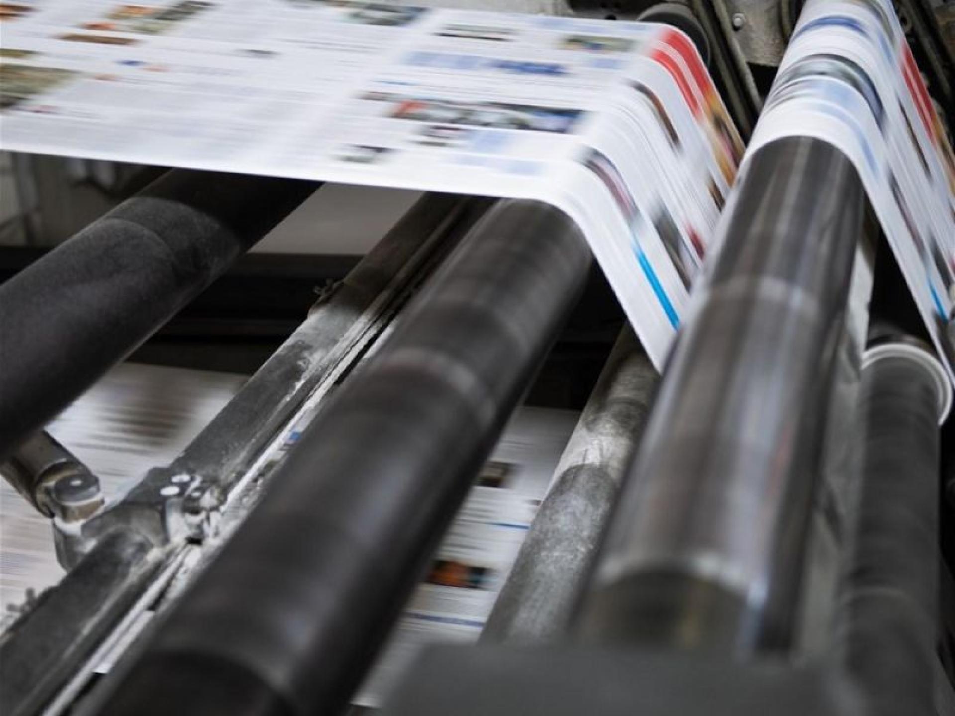 Mail House & Print 674643 2