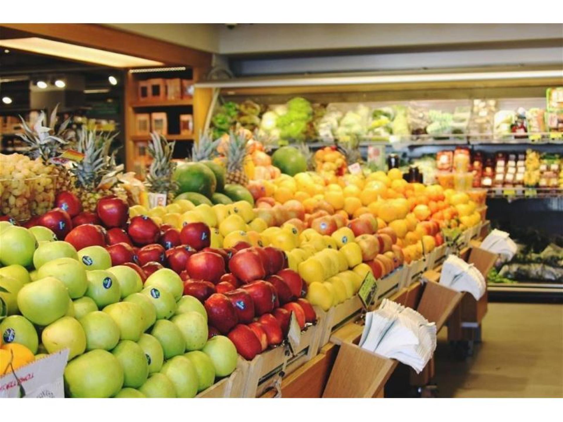 Fruit & Veg Shop 674690 2