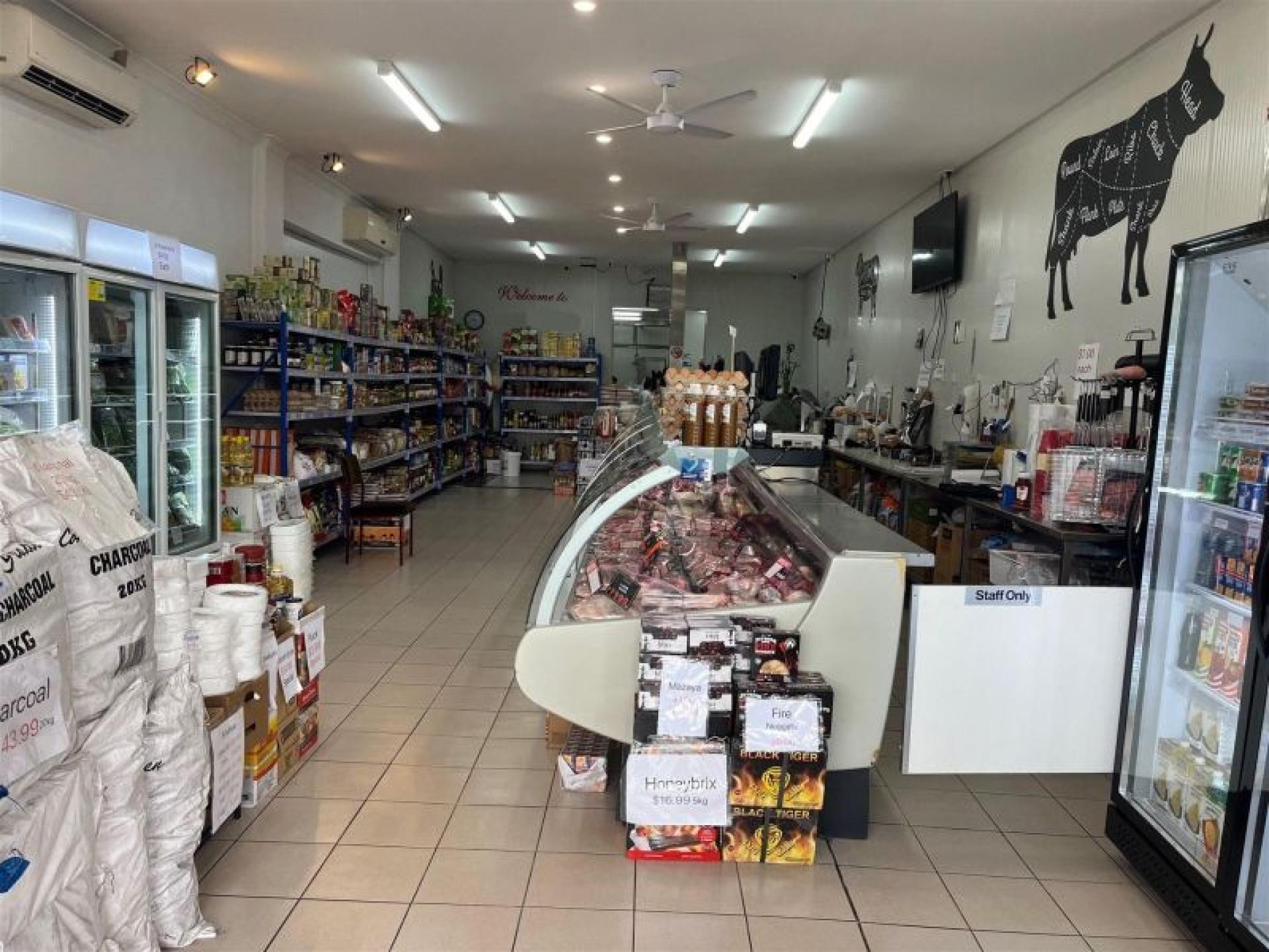 Butcher (meat / Poultry) 674881 2