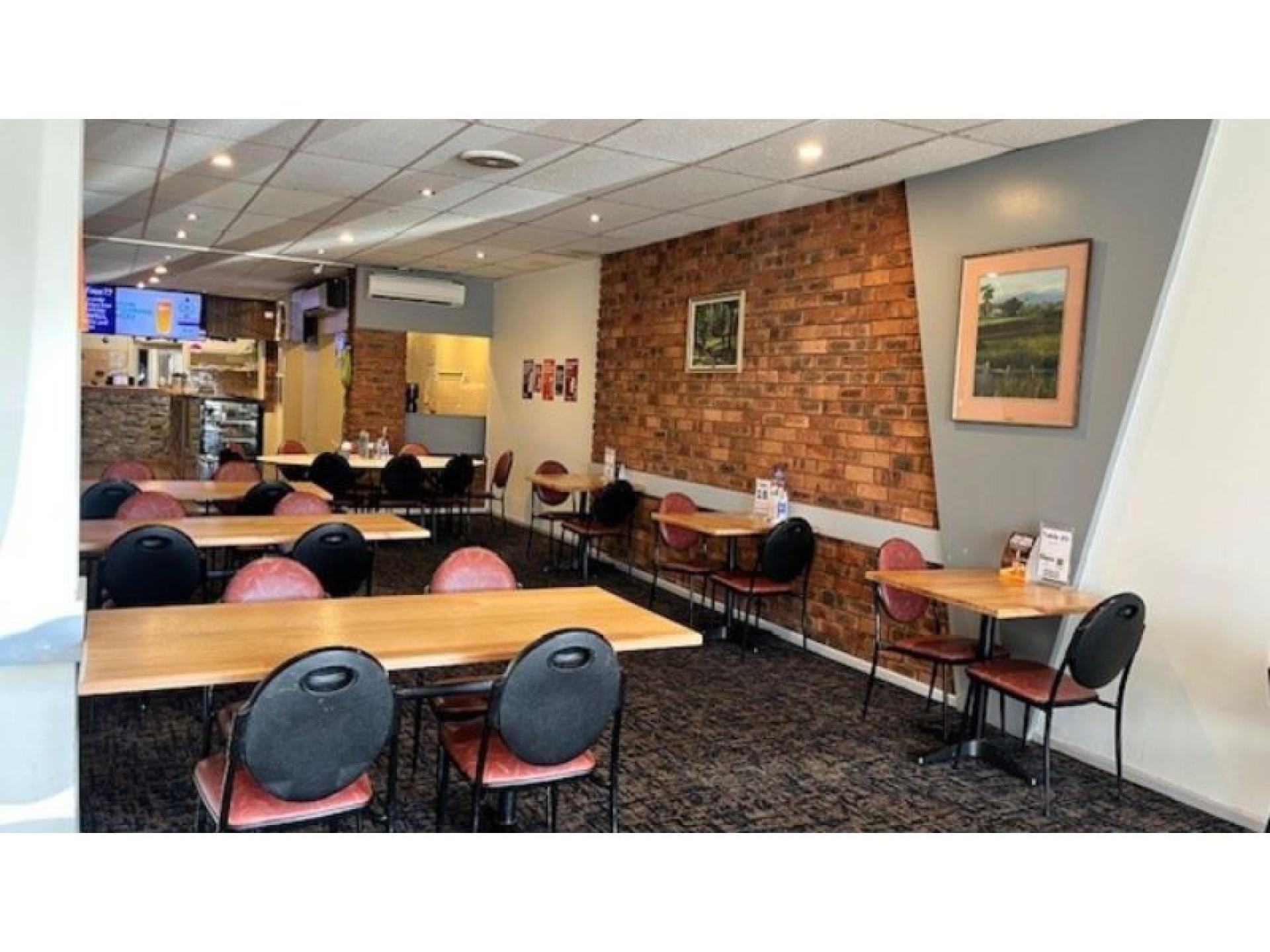 Commercial Hotel Yarram - 674933 3