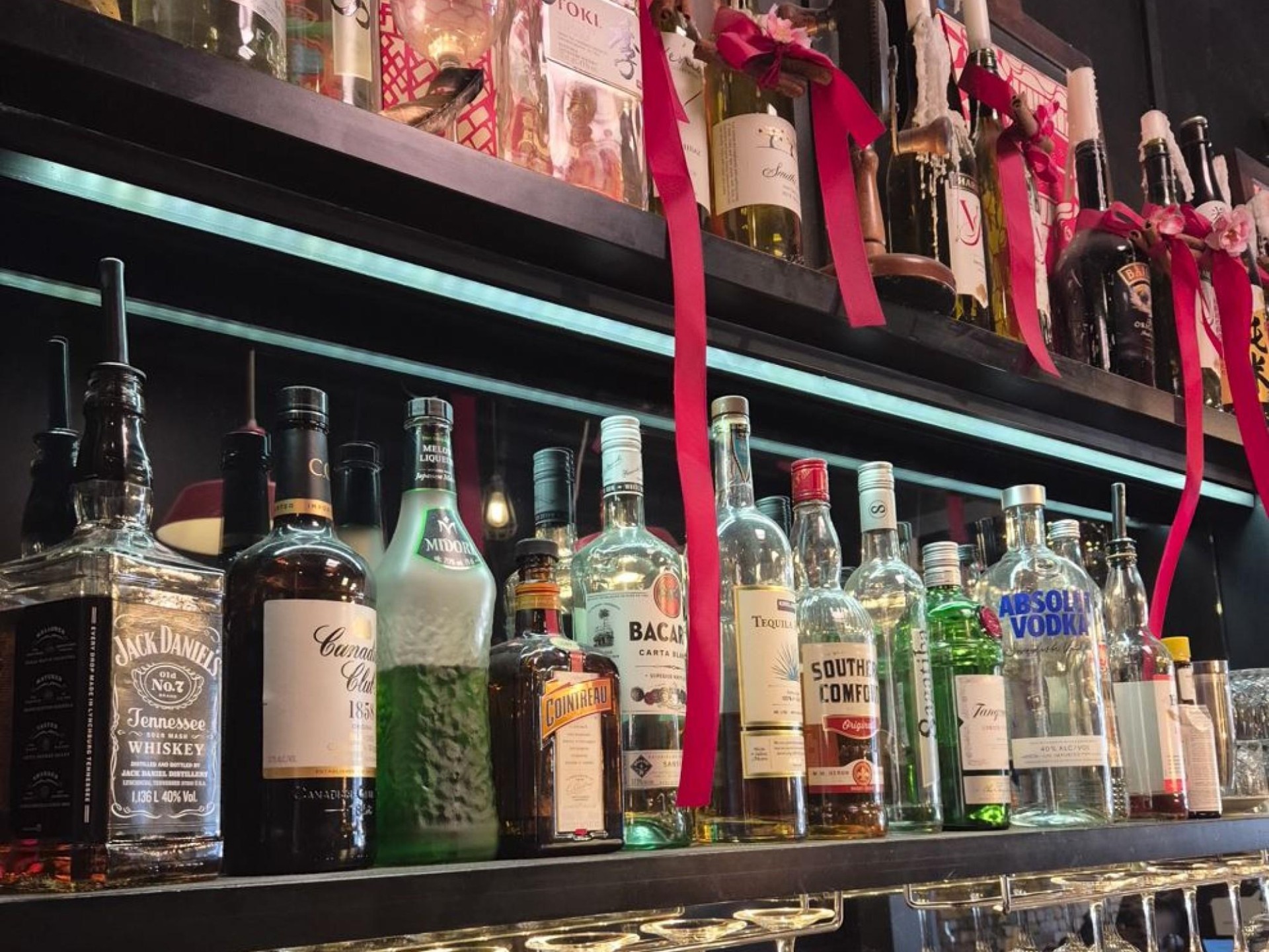 Exceptional Restaurant & Bar 675046 1