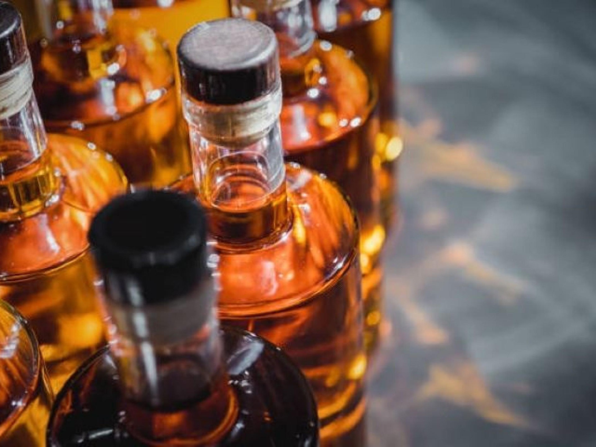 Long's Bottle Shop (business 675099 2