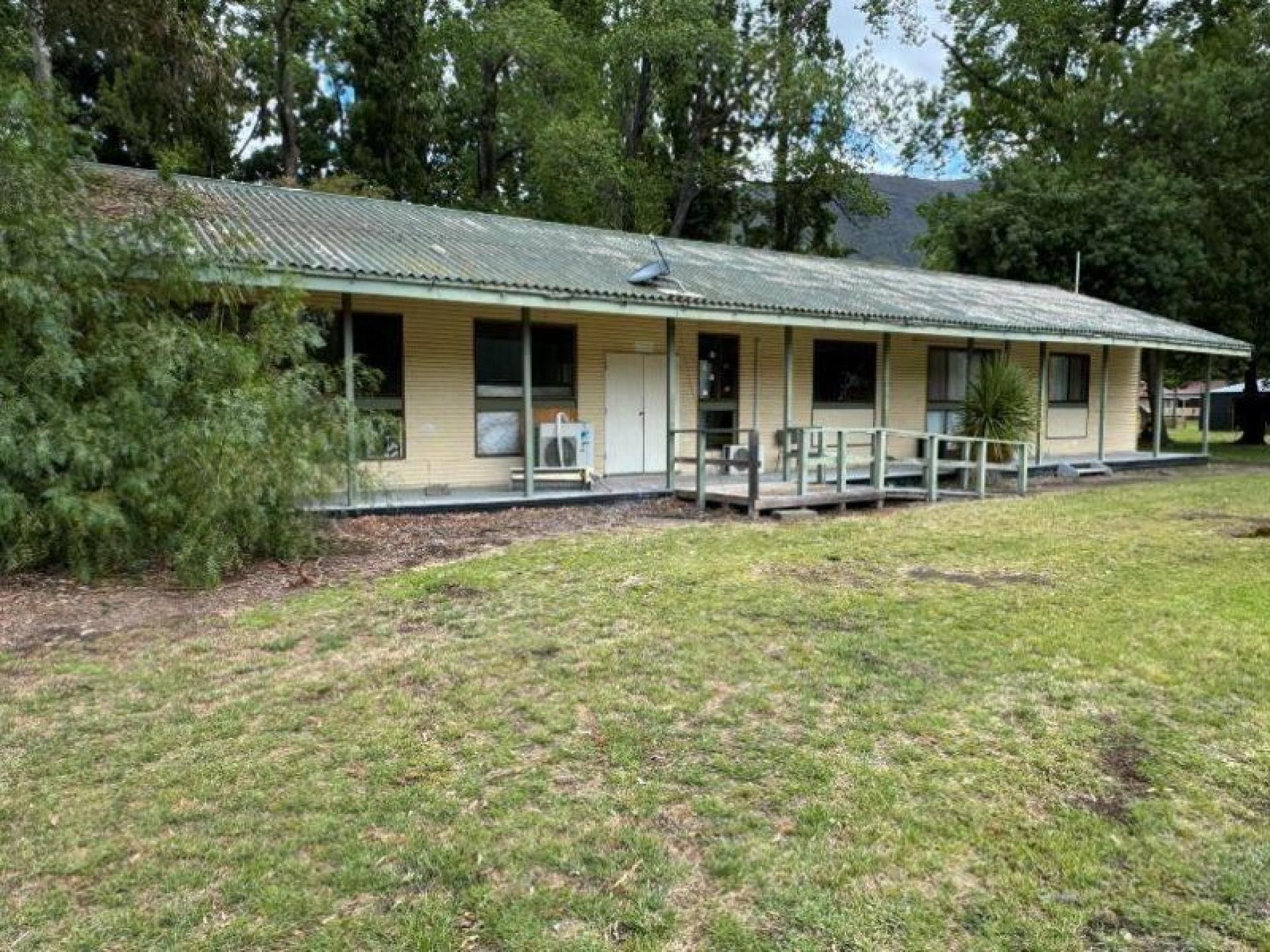 A Rare Freehold Caravan 675188 2