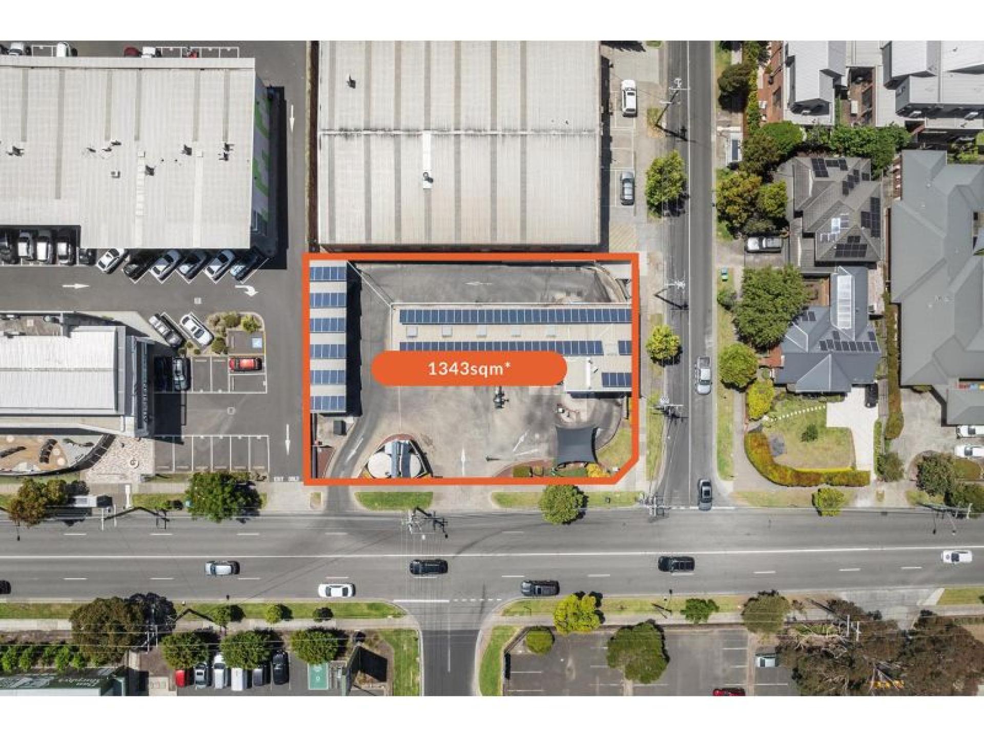 Business And Freehold Close 675469 2