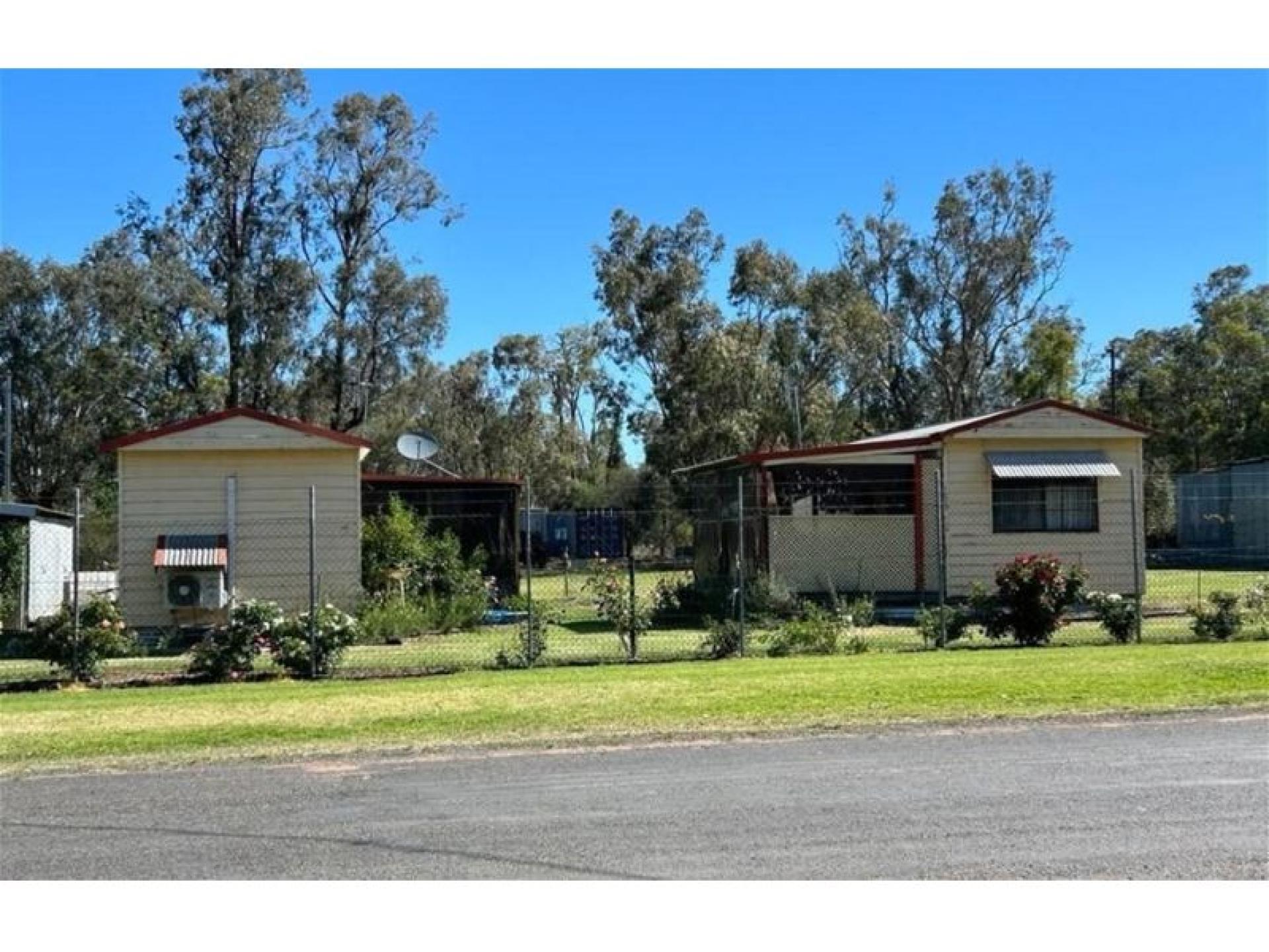 Iconic Country Pub With 675564 1