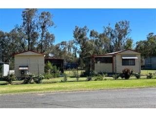 Iconic Country Pub with Accommodation