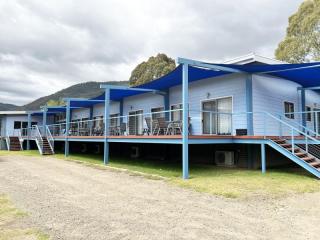 ENDLESS POSSIBILITIES, RELAXED LIFESTYLE, MAKE IT YOURS - 2770MF