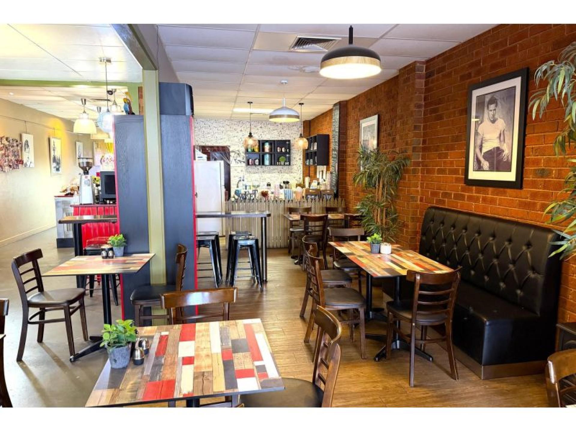 Leasehold - Muddy Waters 676088 2