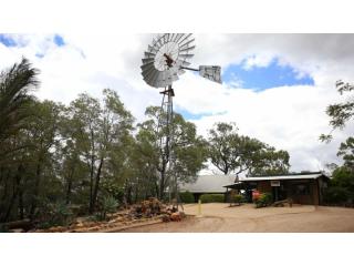 Sapphire Caravan & Cabin Park - Established Park in a Renowned Outback Tourism Region
