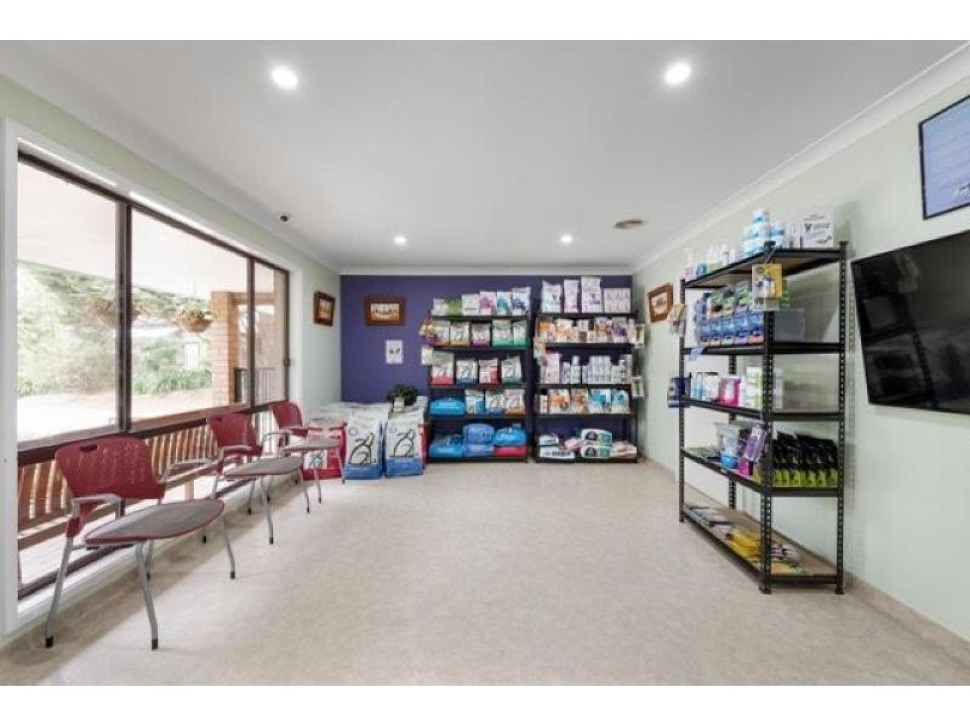 Highlands Veterinary Hospital –southern 676356 2