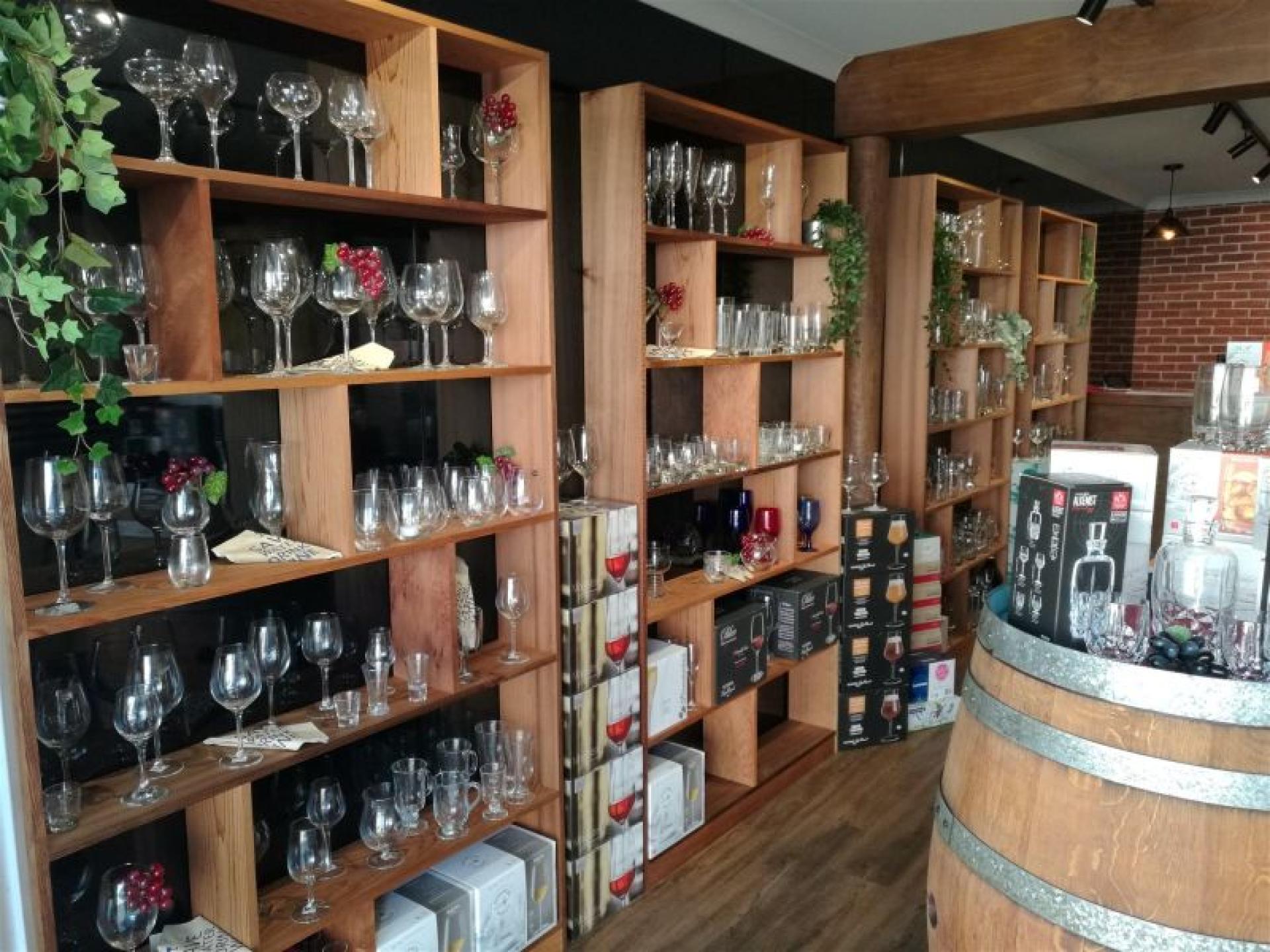 Glassware Business For Sale 676359 1