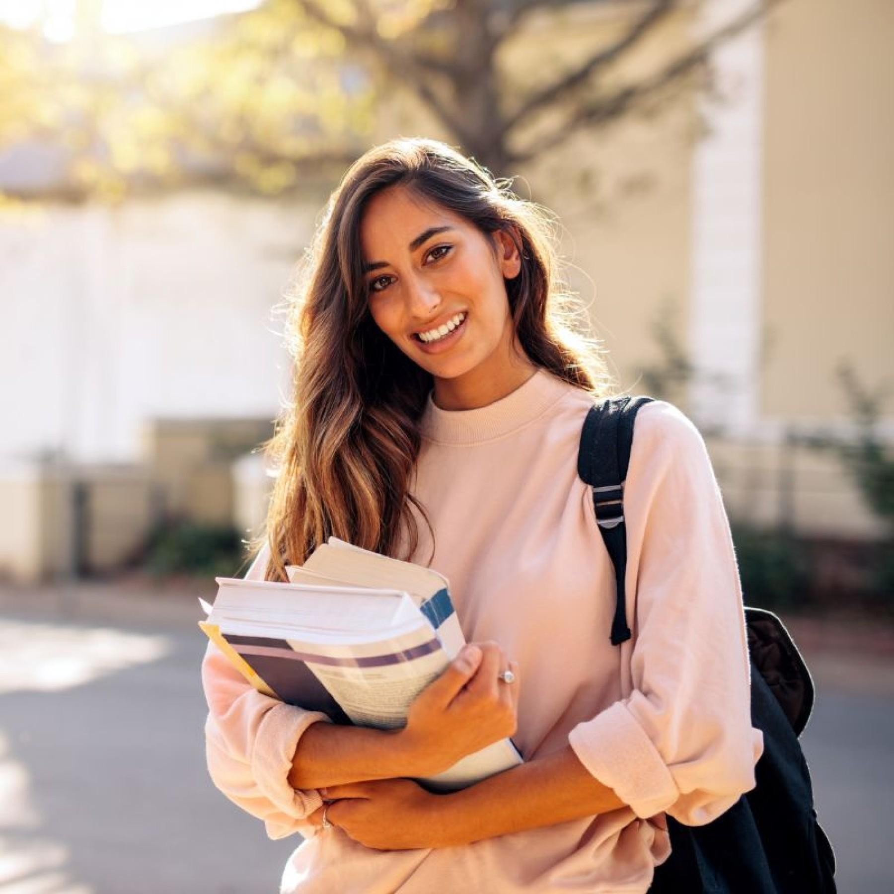 Profitable Language Education Specialist. 676390 2