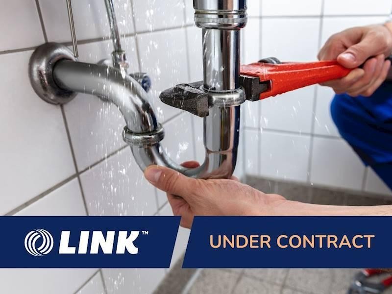 Under Contract | 5 676405 1