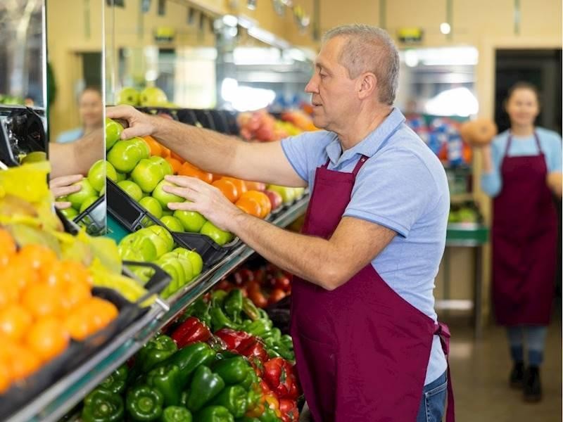Established Supermarket With Loyal 676423 3