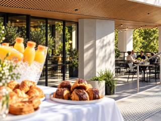 Waterfront Dining on the Yarra Business for Sale SV1579