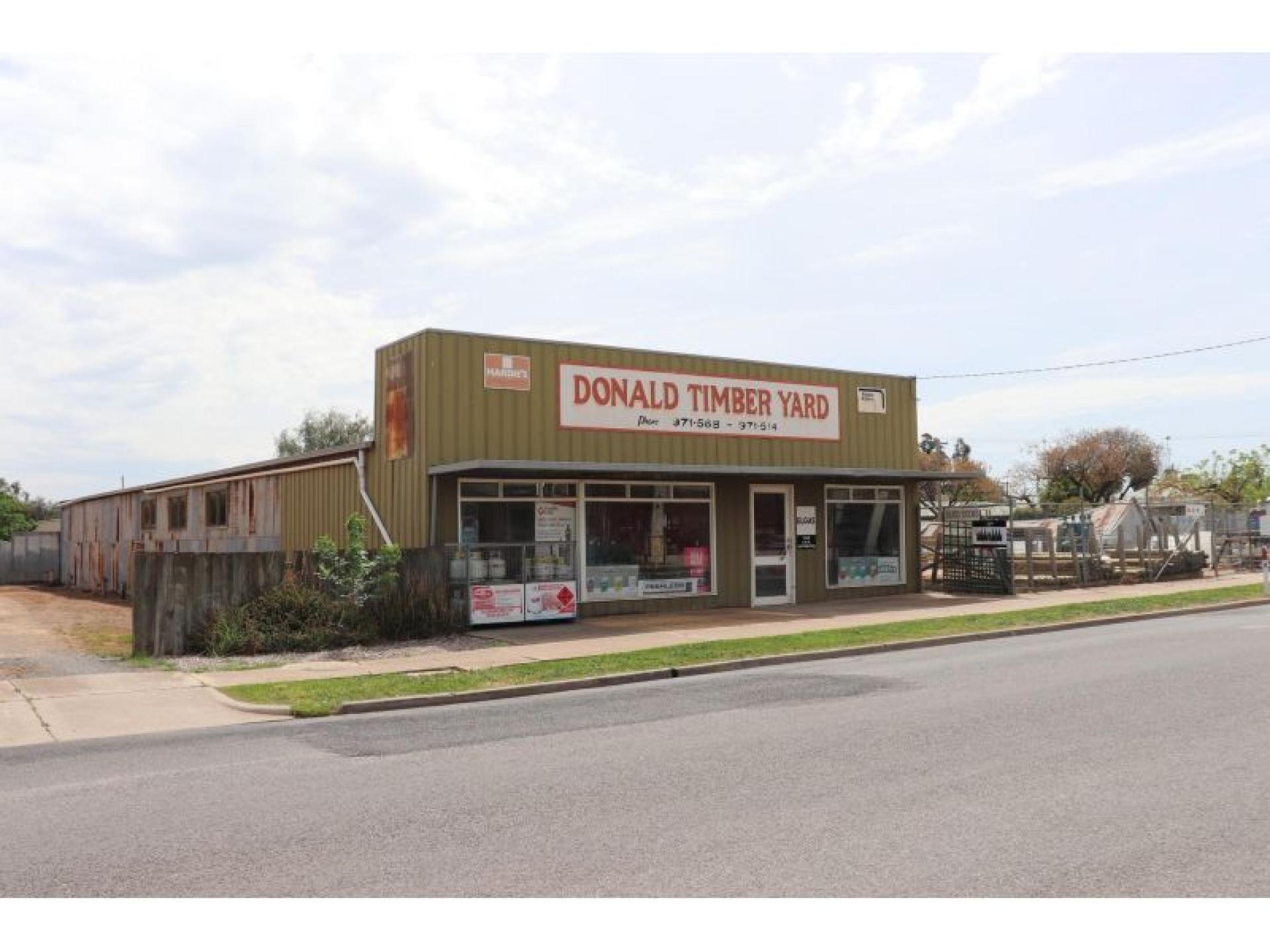Urgent Sale! Donald Timber 676591 1