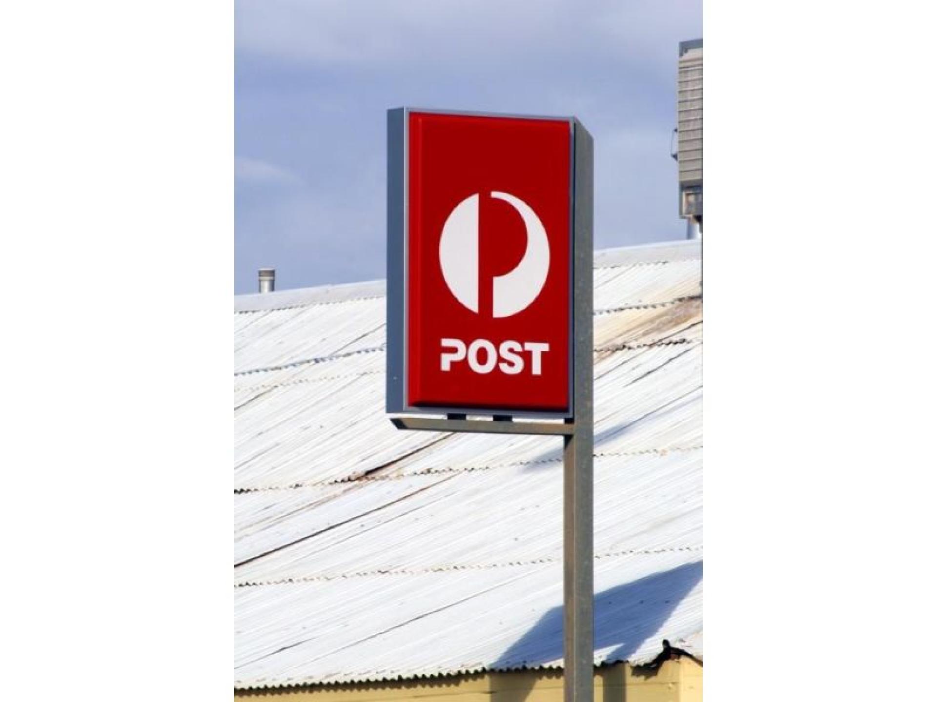 Churchill Licensed Post Office 676595 1