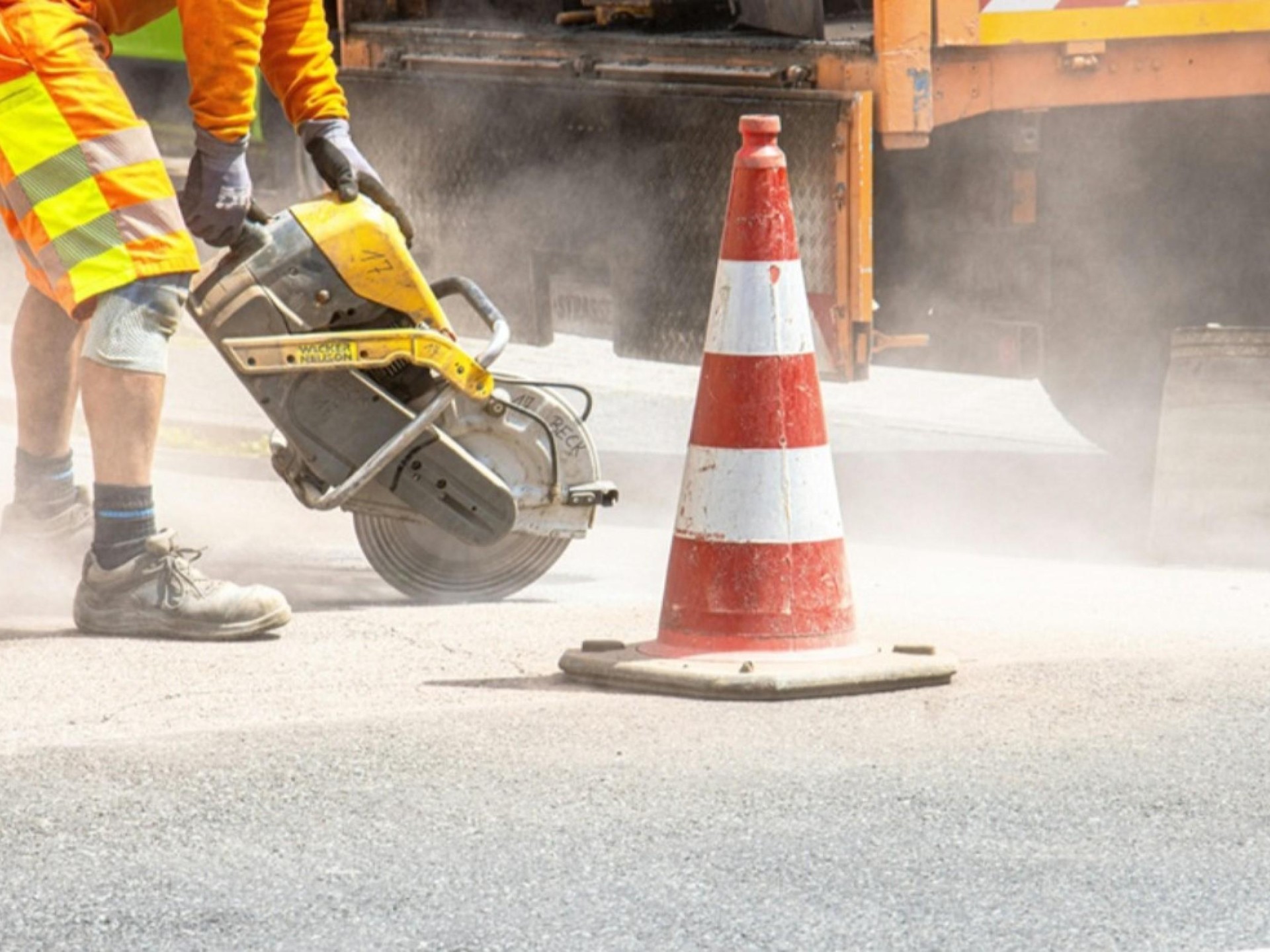 Building And Civil Construction 676671 1
