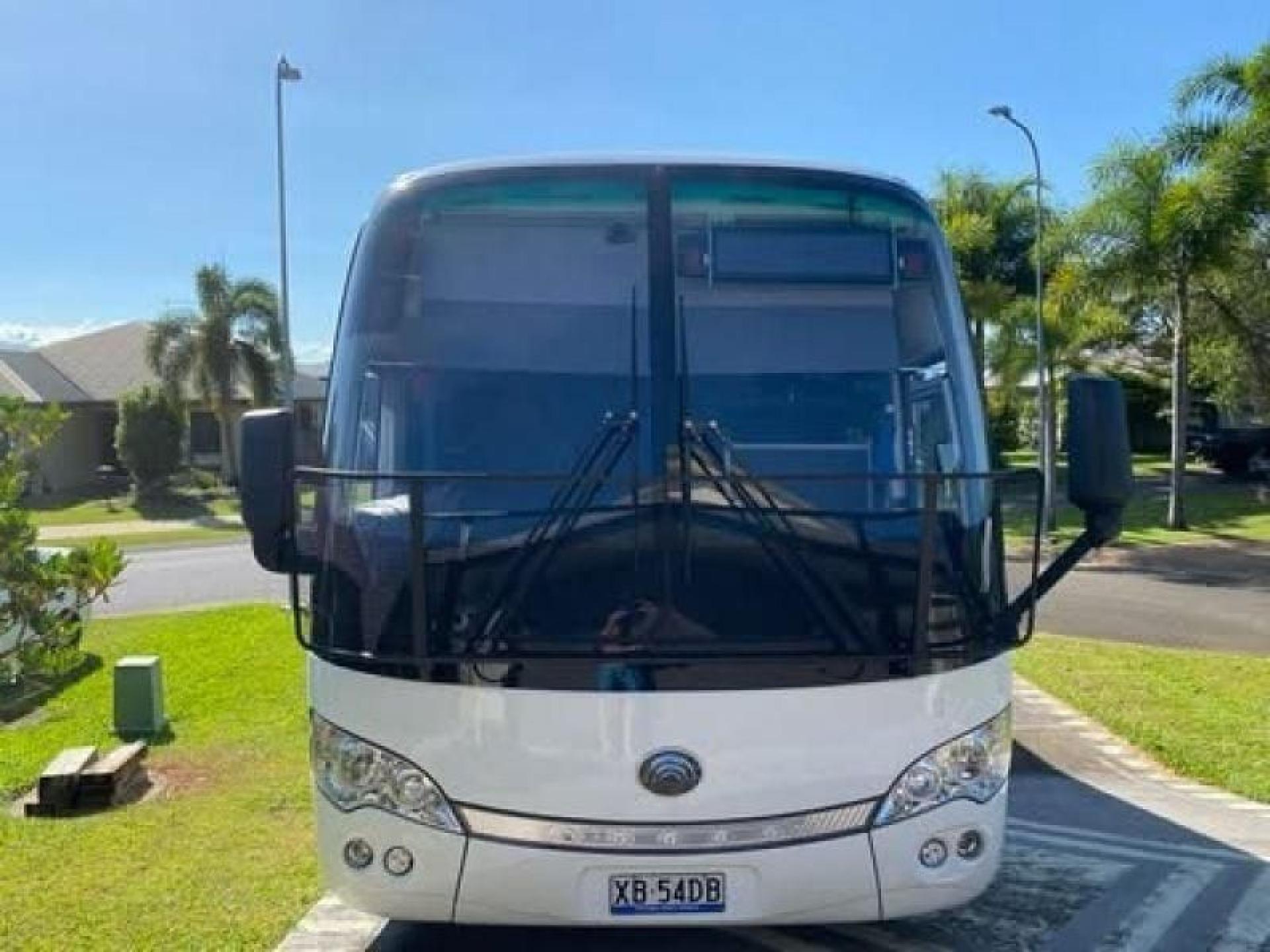 Established Bus & Charter 676763 2