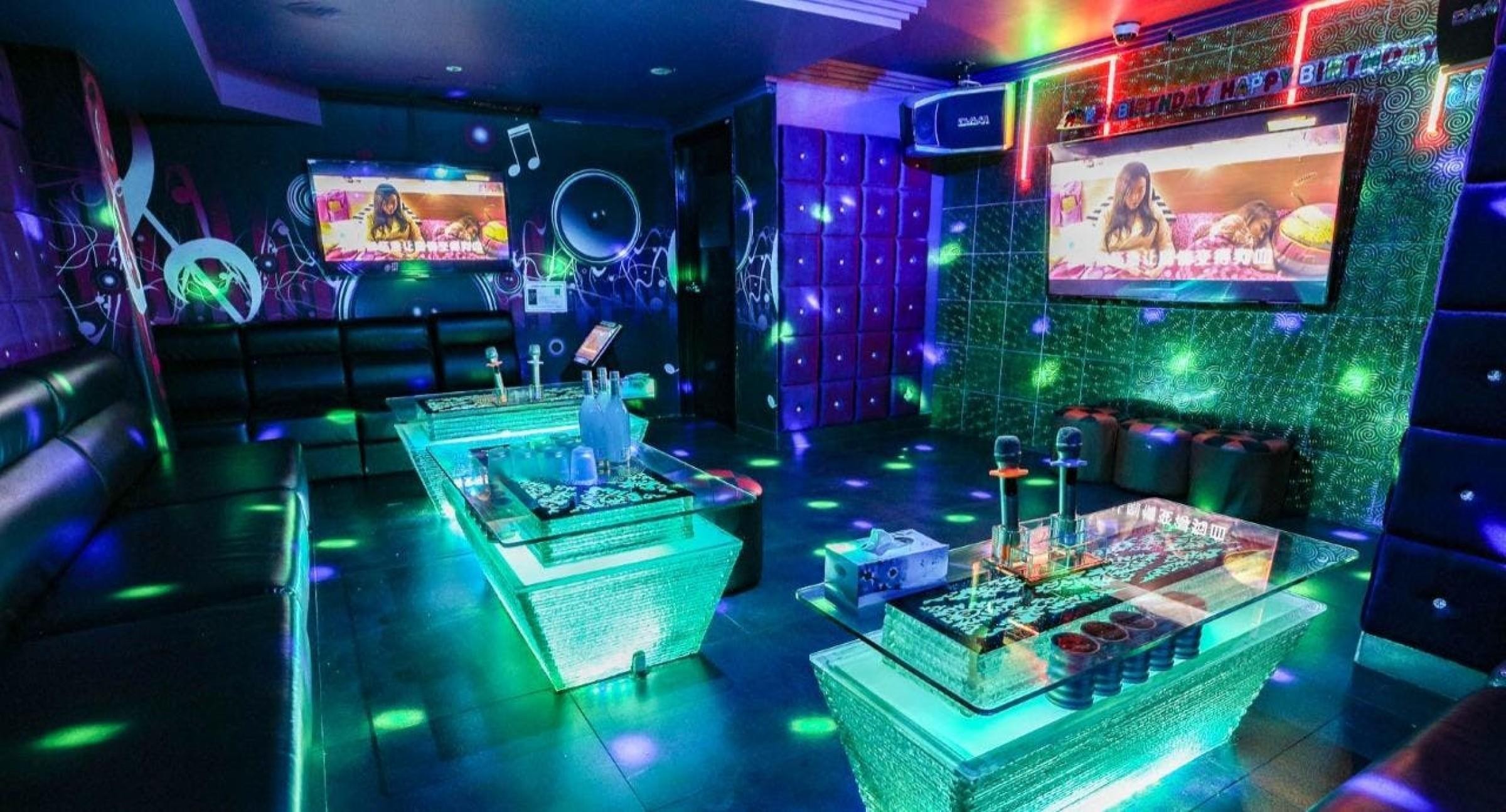 Exceptional Entertainment Venue For 676868 1