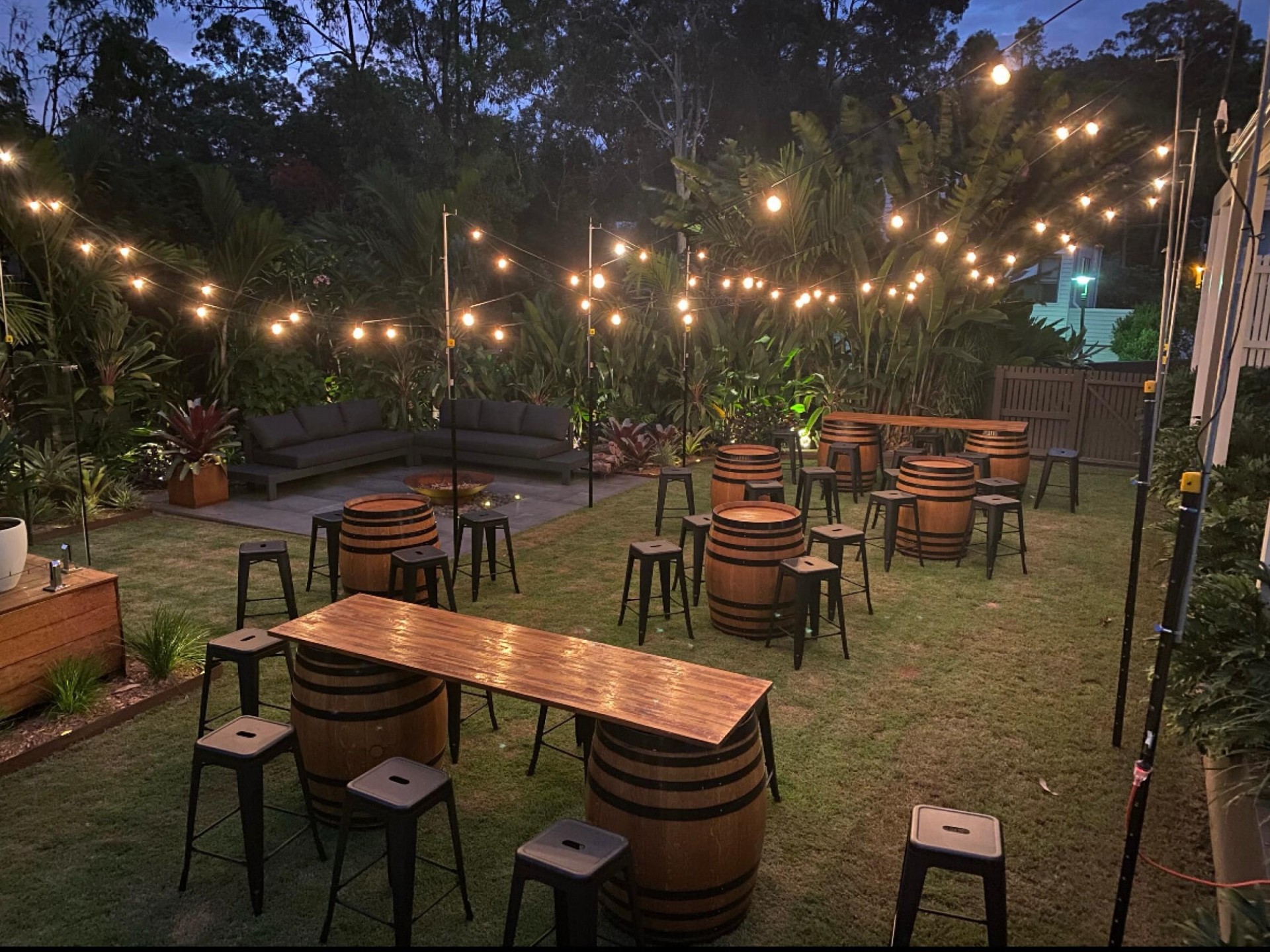 Part Time Business / 676984 1