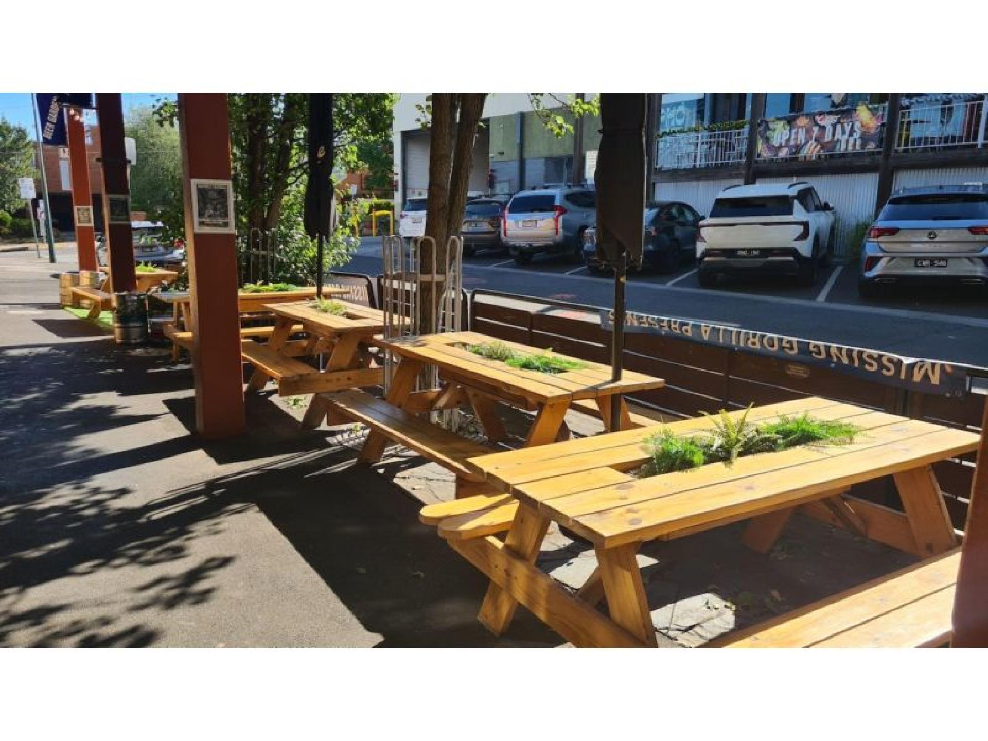 Missing Gorilla - A 677061 2