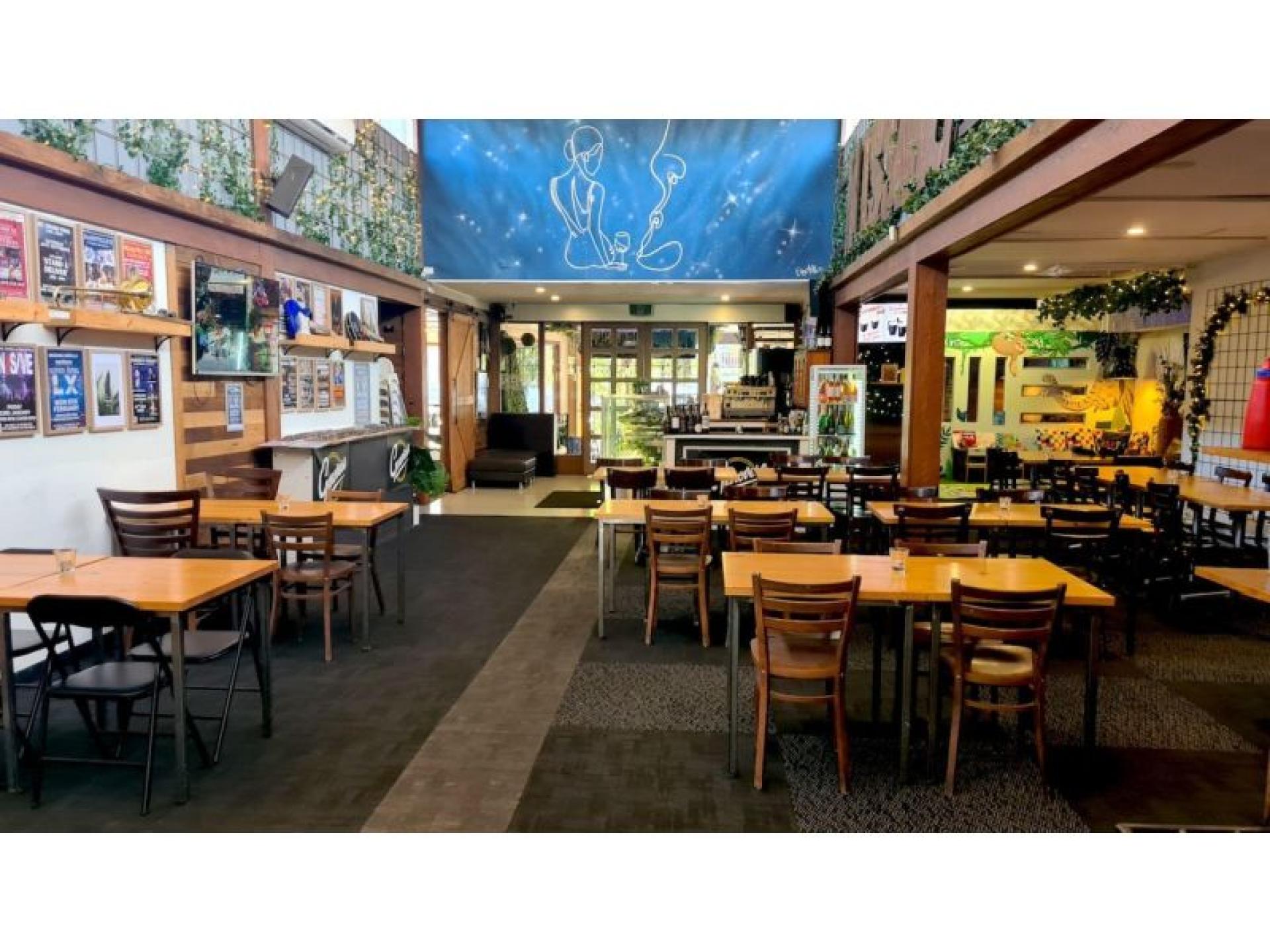 Missing Gorilla - A 677061 3