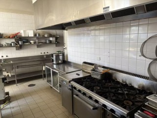 Victoria Park! Secure a Prime Corner Restaurant in the Heart of Victoria Park – Only $60,000