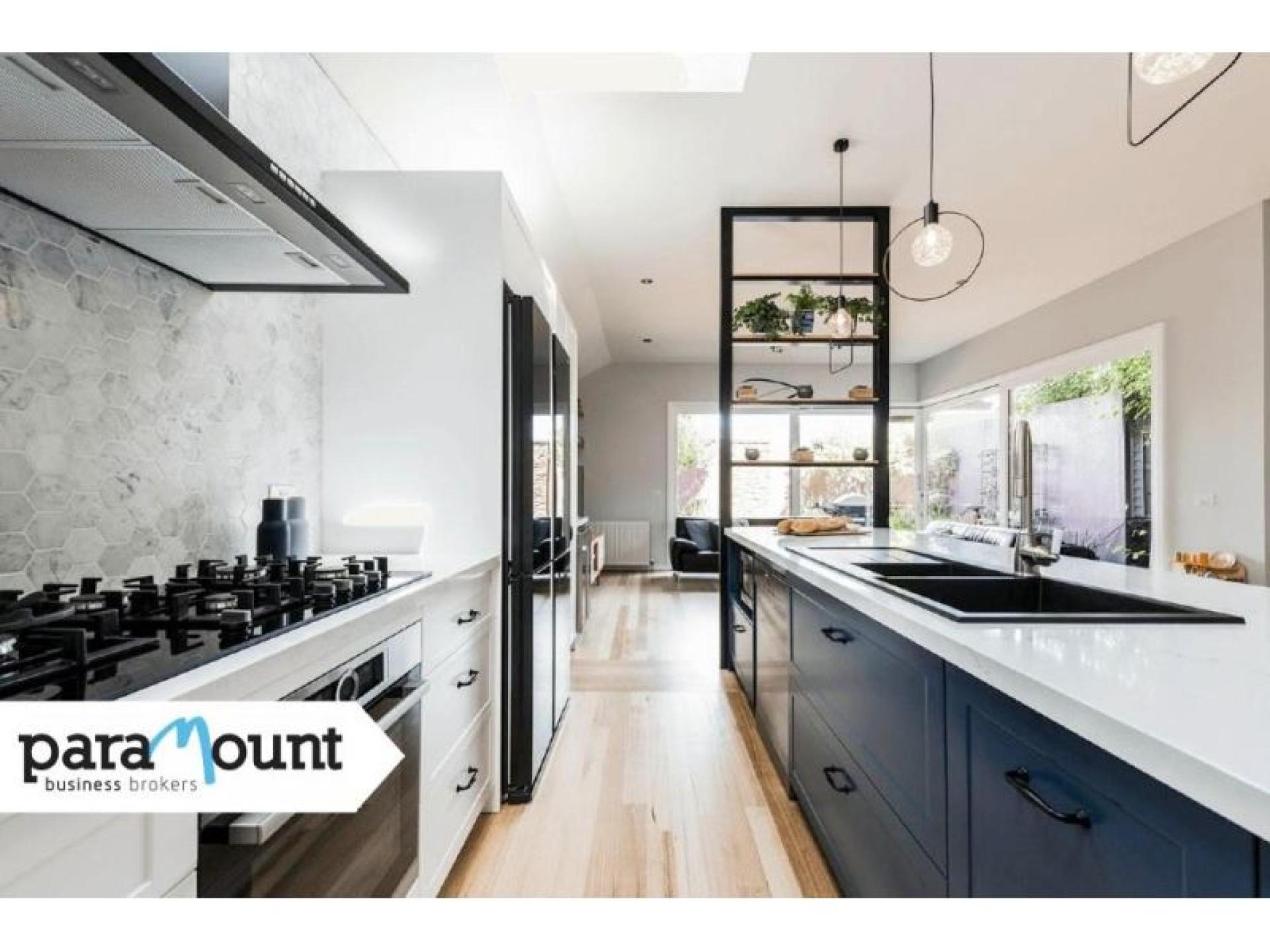 Award-winning Kitchen/bathroom Reno Business 677220 1