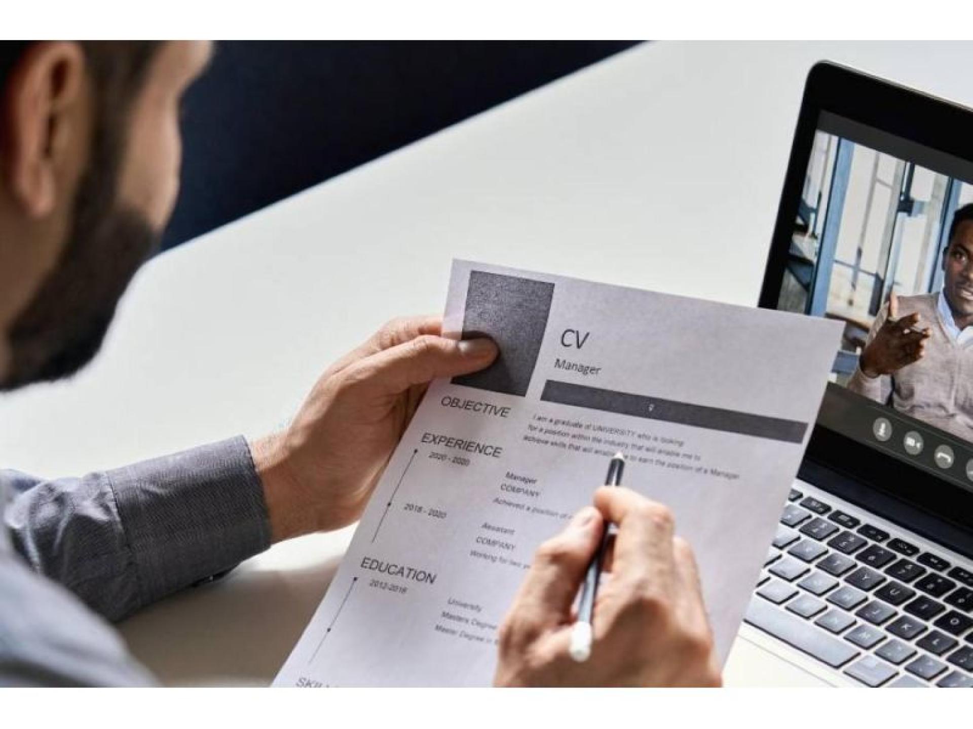 Specialist Consultant Hire/recruitment Agency 677233 3