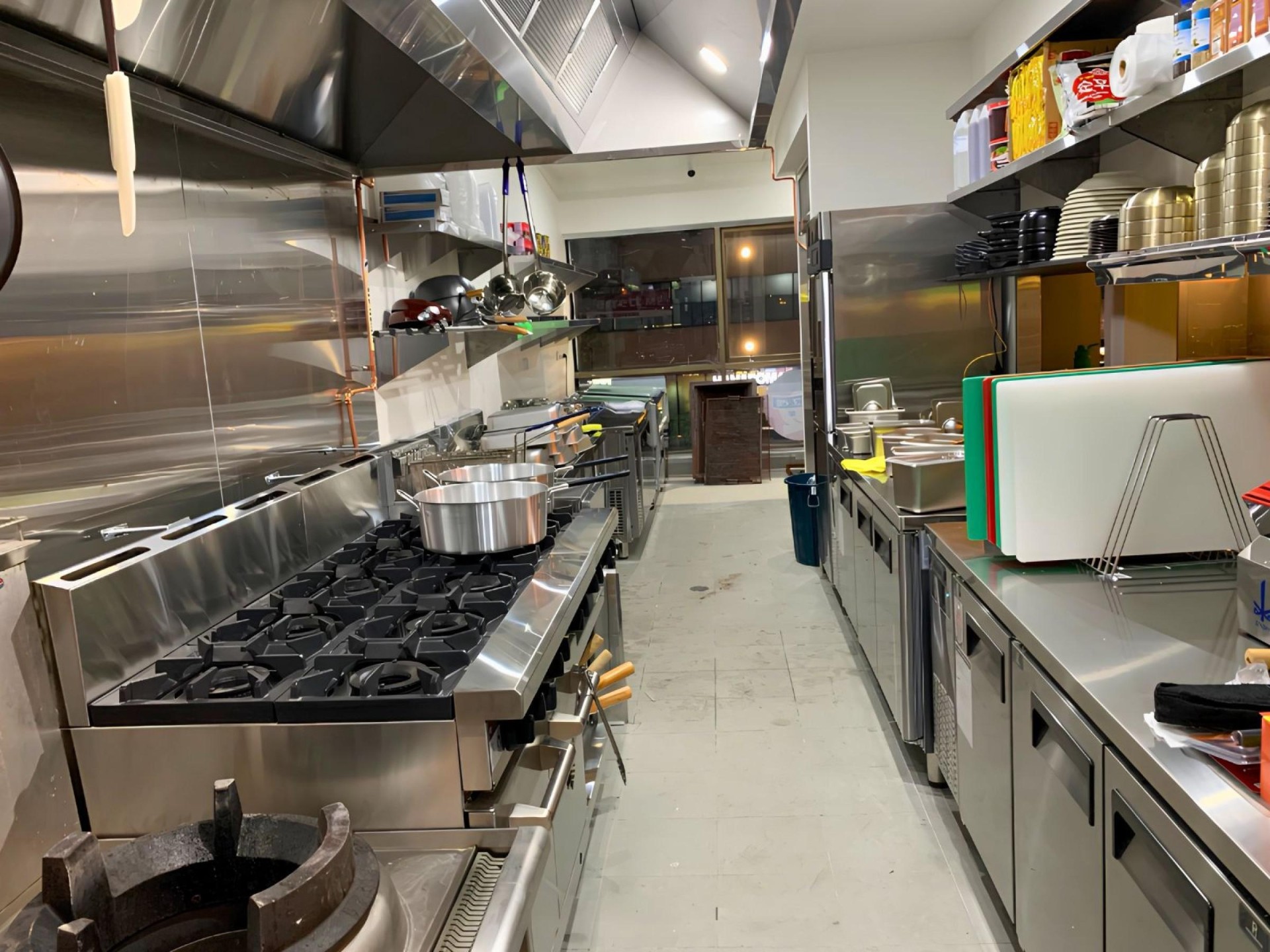 Korean Bbq Restaurant In 677442 3