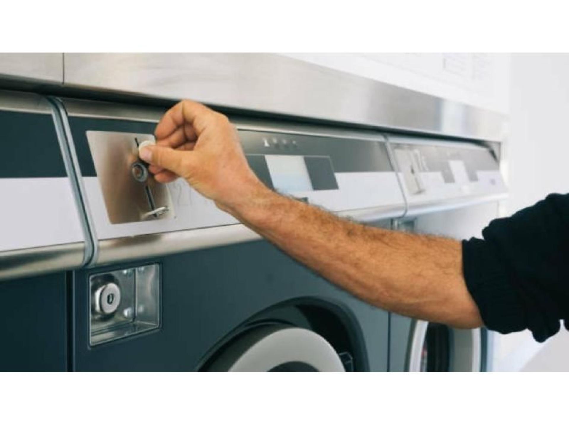 Fully Automated Coin Laundry 677629 3
