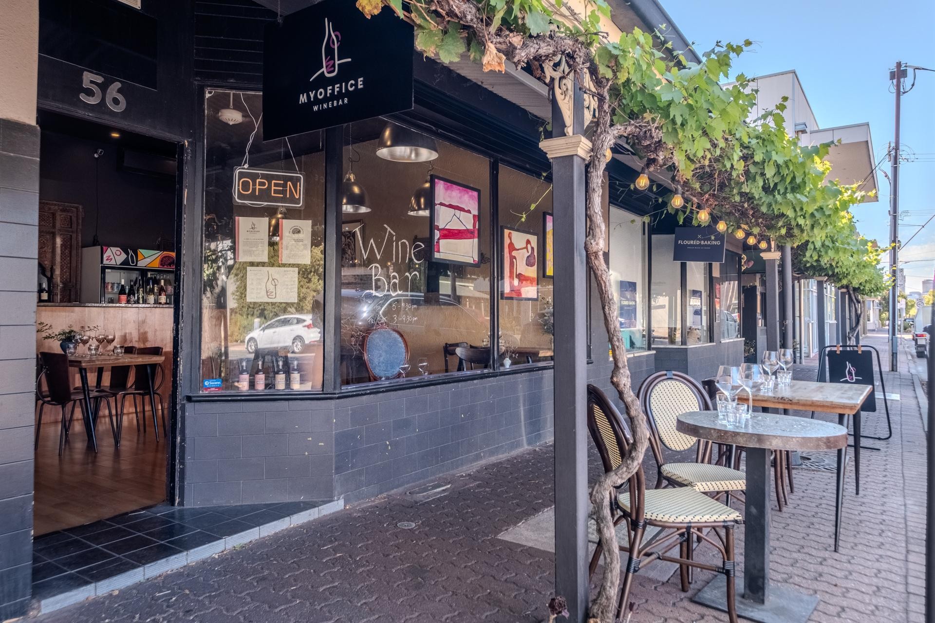 Wine Bar & Commercial 677893 2