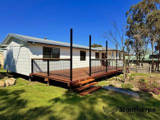 GLEN APLIN - 5 TITLES - 2,060M2 - GREAT RENTAL CURRENTLY $460 TO OCT 2026
