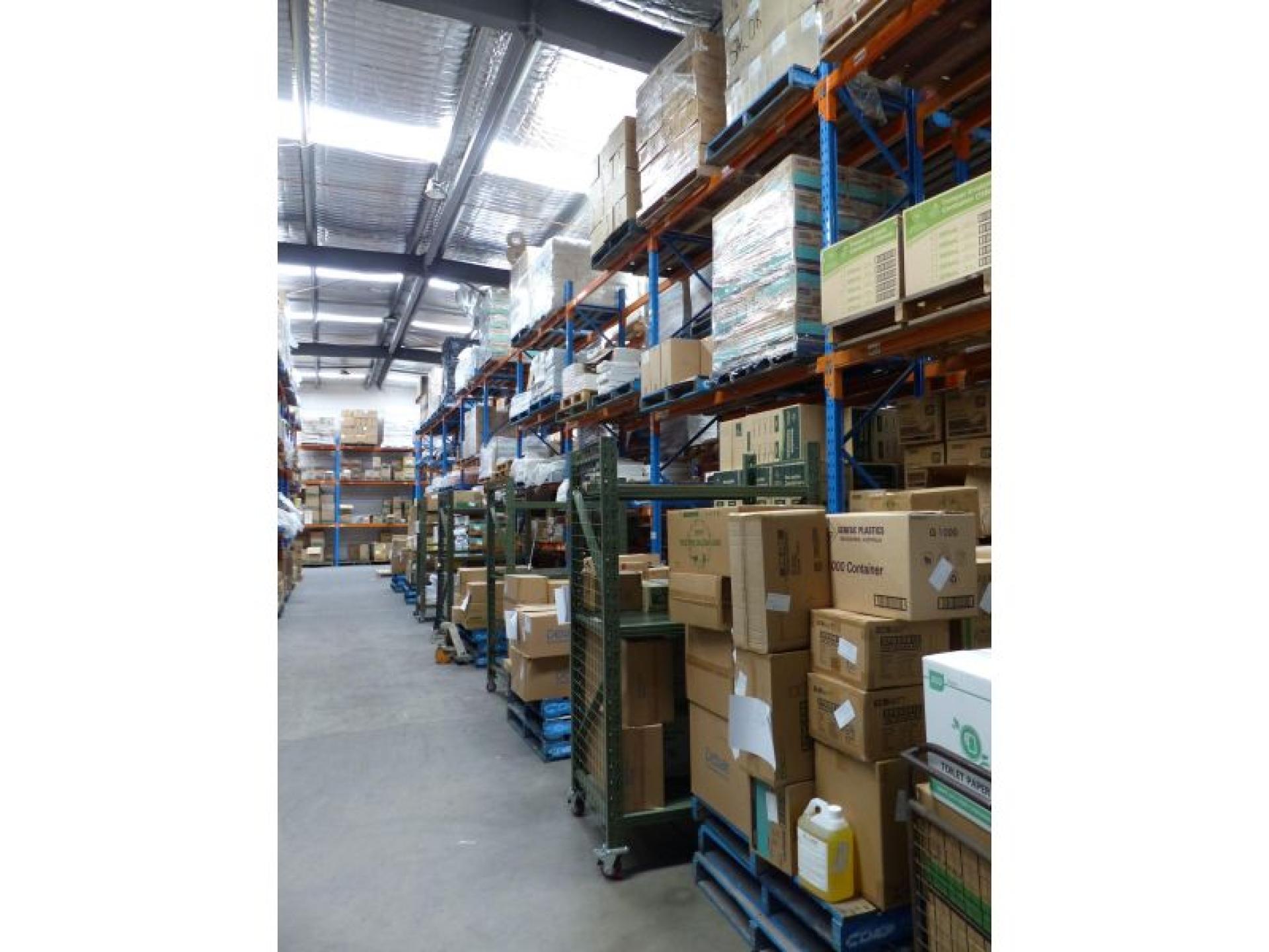 Established Packaging Manufacturer & 678019 2