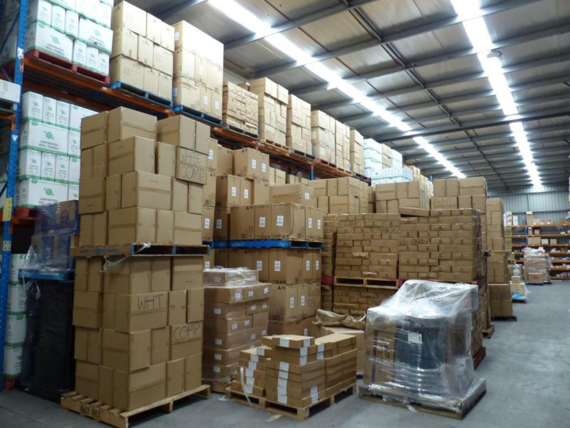Established Packaging Manufacturer & 678019 1