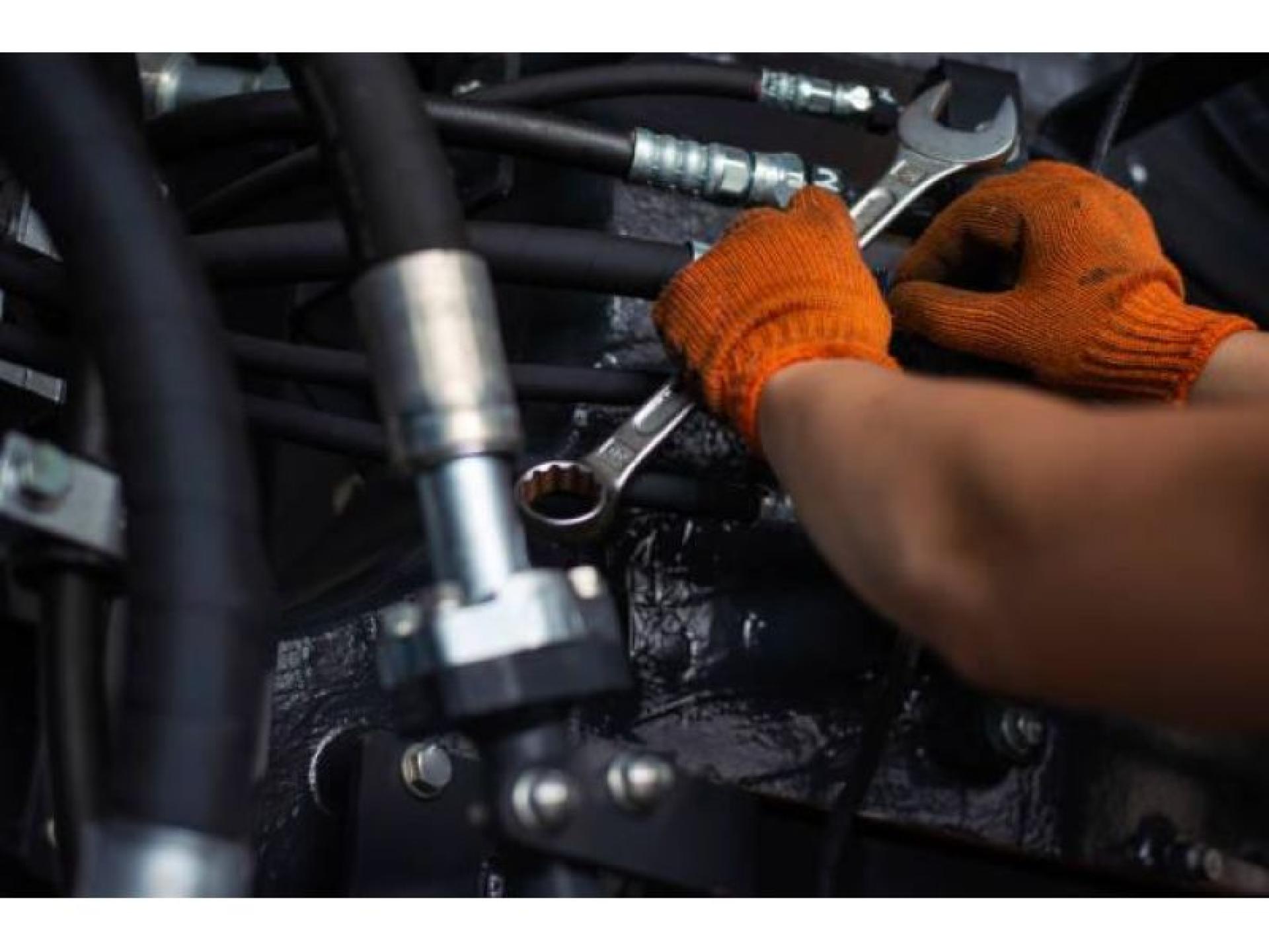 Long Standing Hydraulic Services 678039 3