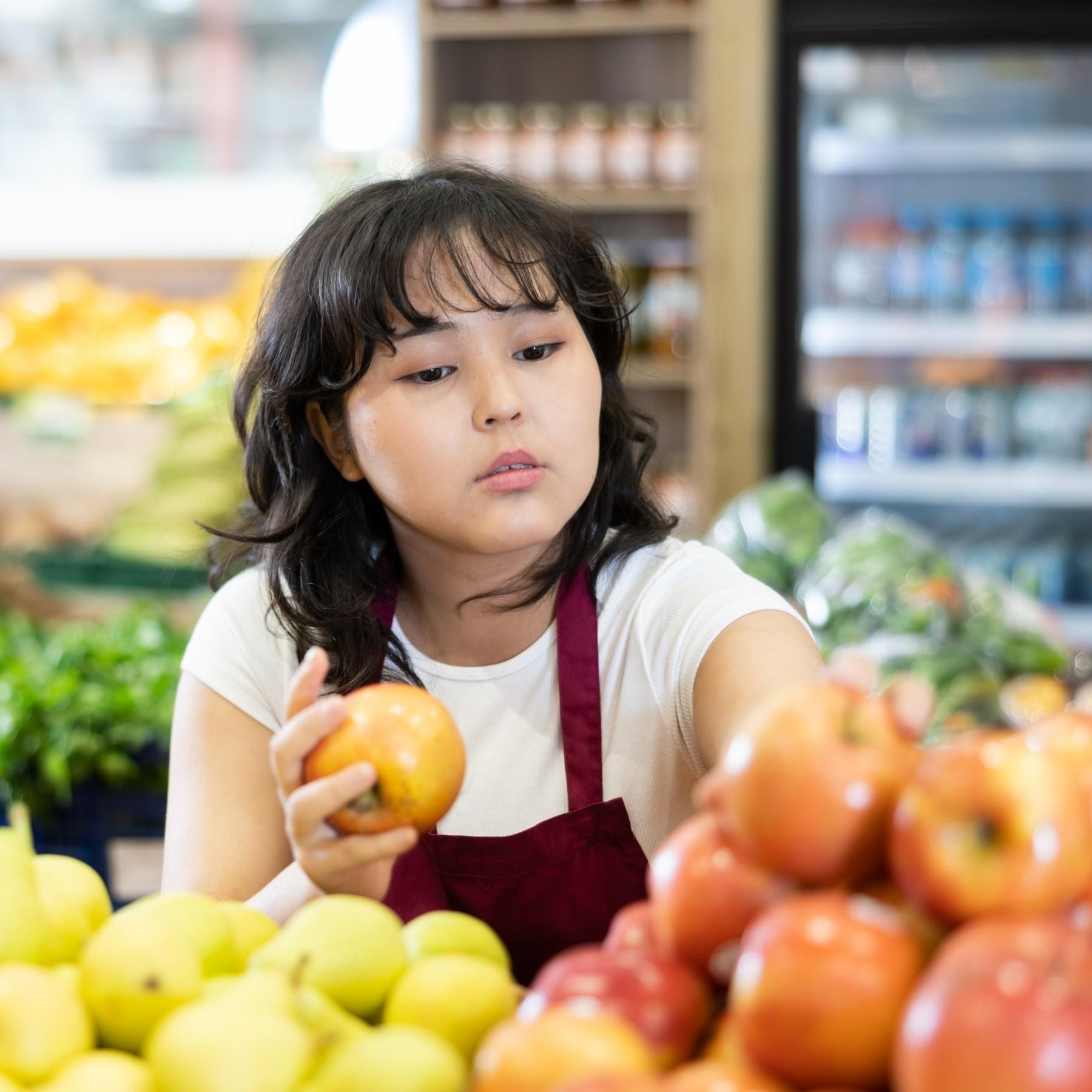 High-volume Fresh Produce & 678069 3
