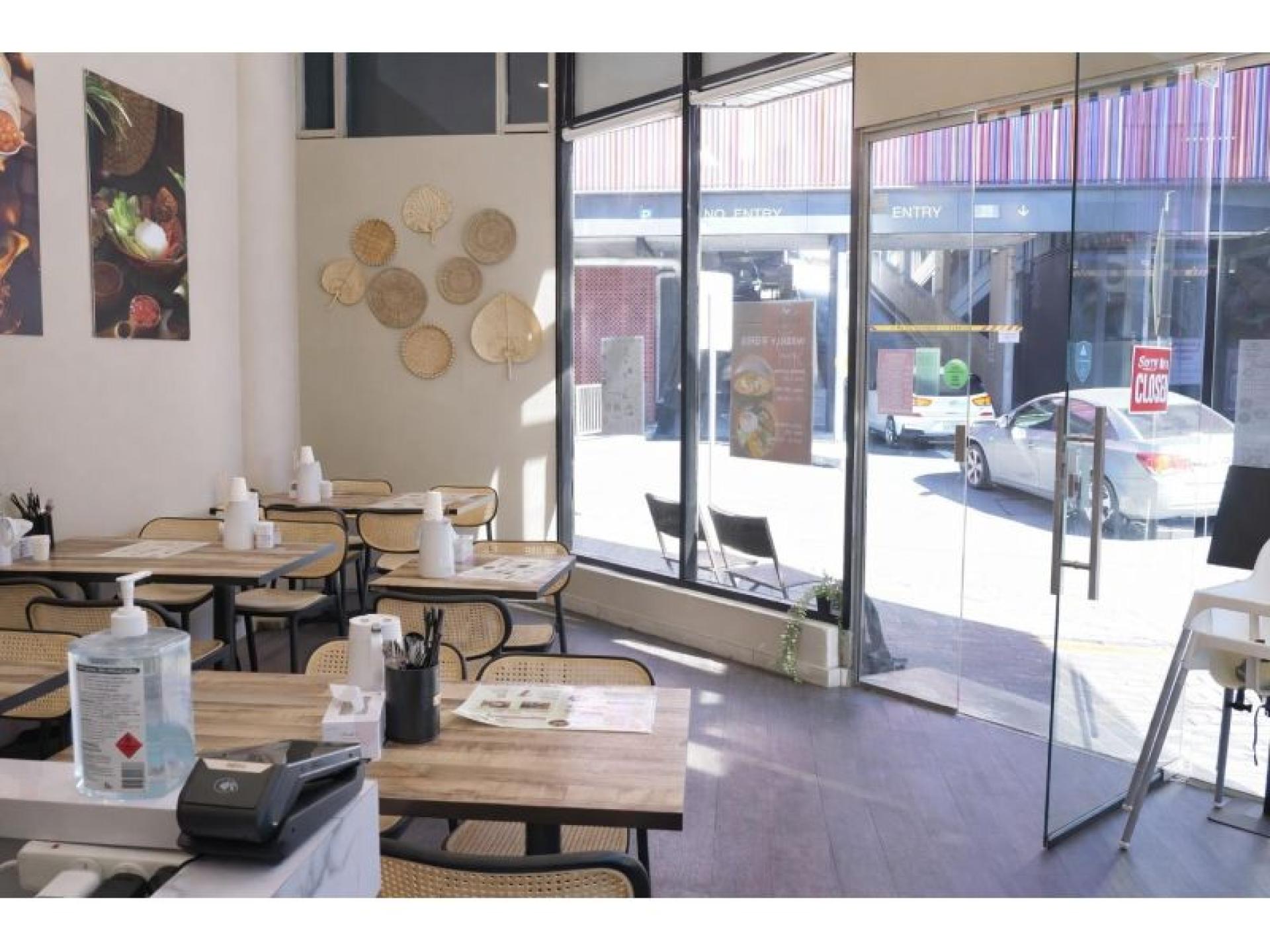 Restaurant And Food Premises 678291 3