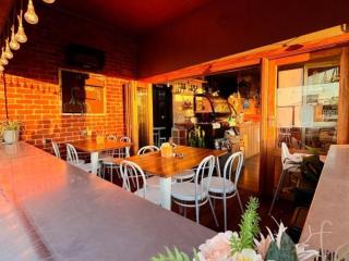 Regional Cafe & Gelato Bar (DWDM2508)