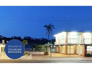 MARINA AT LAKES LOOKING FOR EXPRESSIONS OF INTEREST $4.6M TO $5.1M - 2889MF