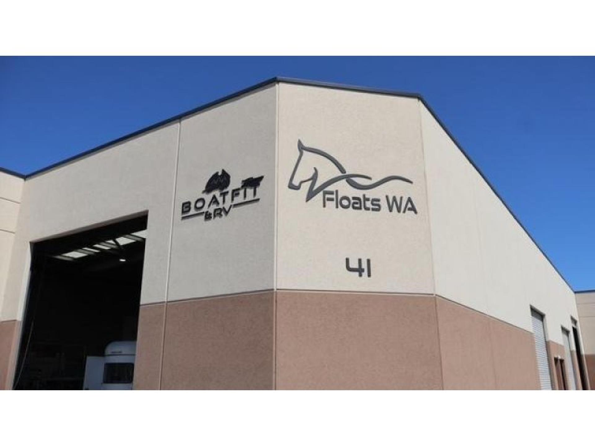 Horse Float Rv And 678633 1