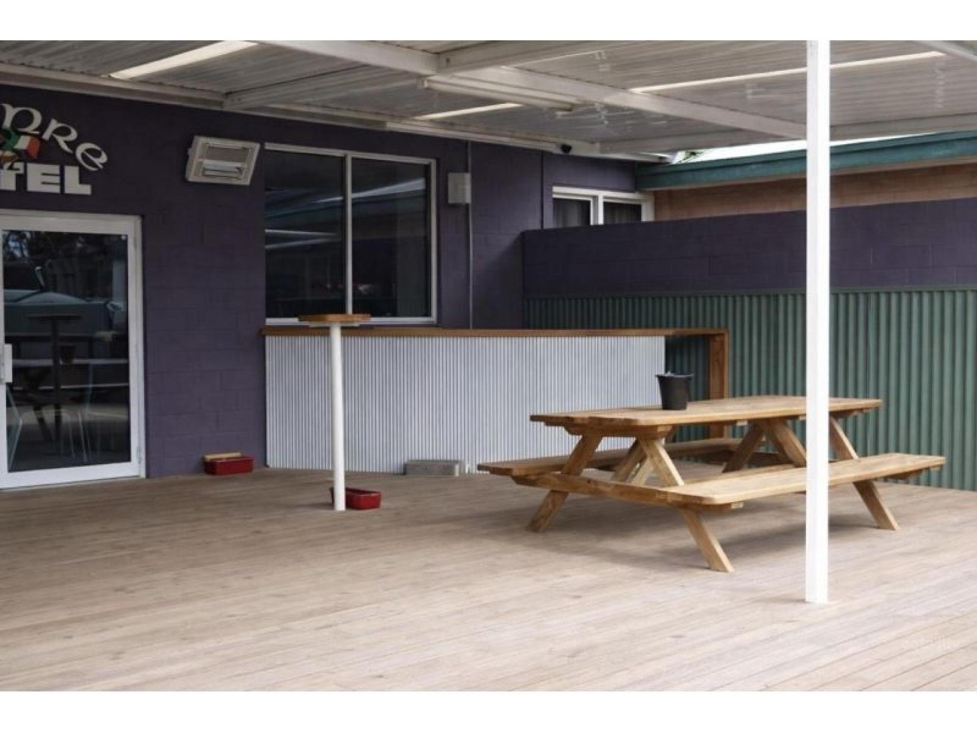 Sold! Freehold Hotel And 678856 3