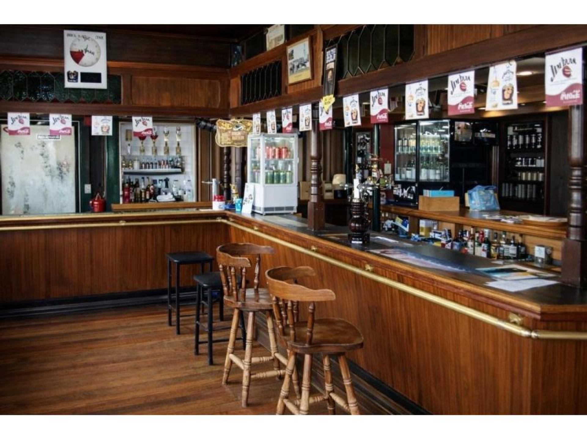 Sold! Freehold Hotel And 678856 2