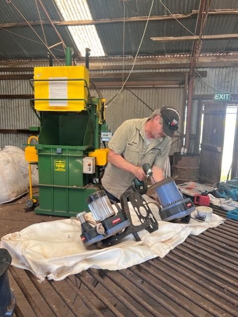 Agricultural Repair Business - 678970 1