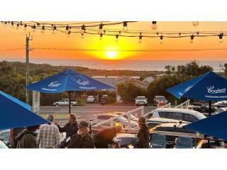 UNDER OFFER - Fully Licensed Cafe in Prime Margaret River Tourist Location
