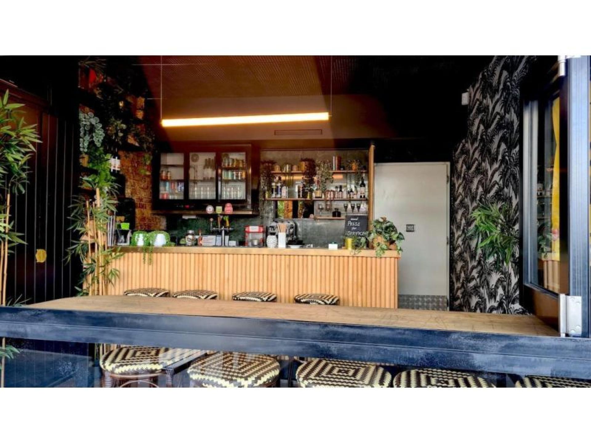 Under Offer - Jungle 679083 2