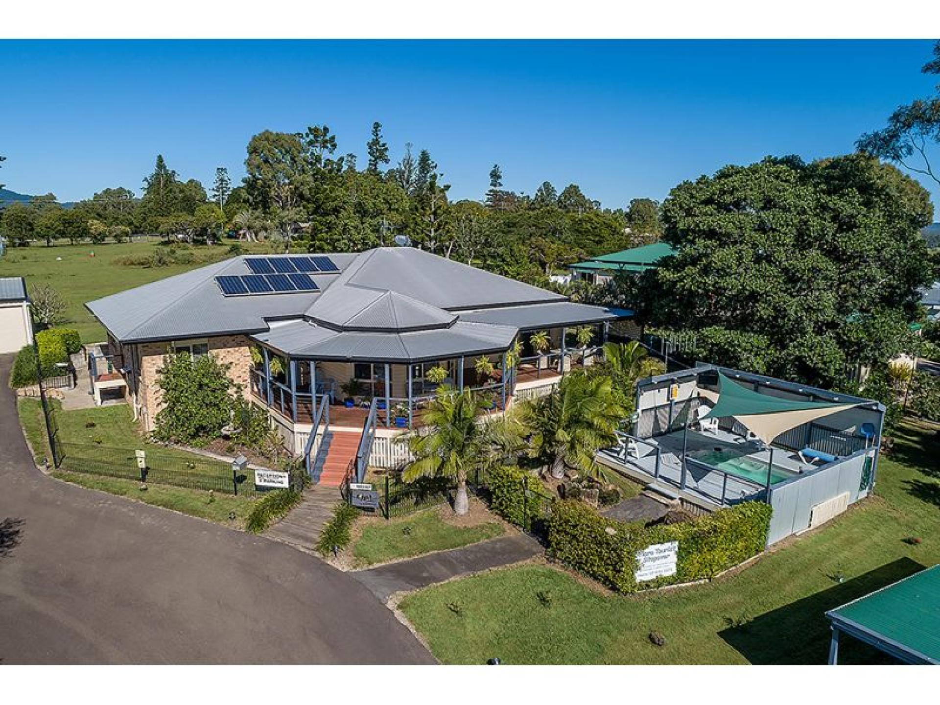 Superlative Boutique Lifestyle Accommodation 679412 2
