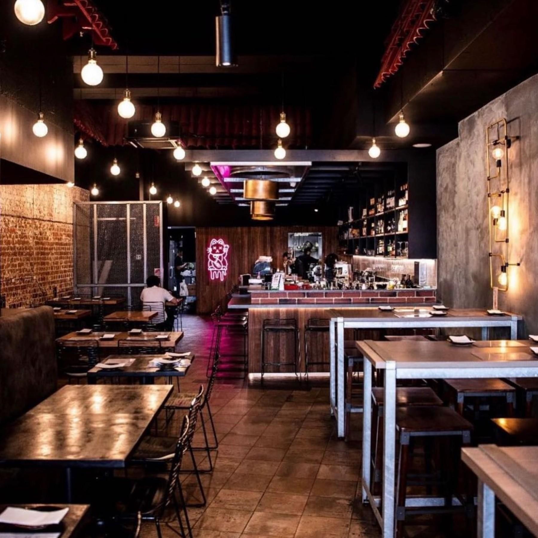 Well-established Restaurant In Bustling 679840 1